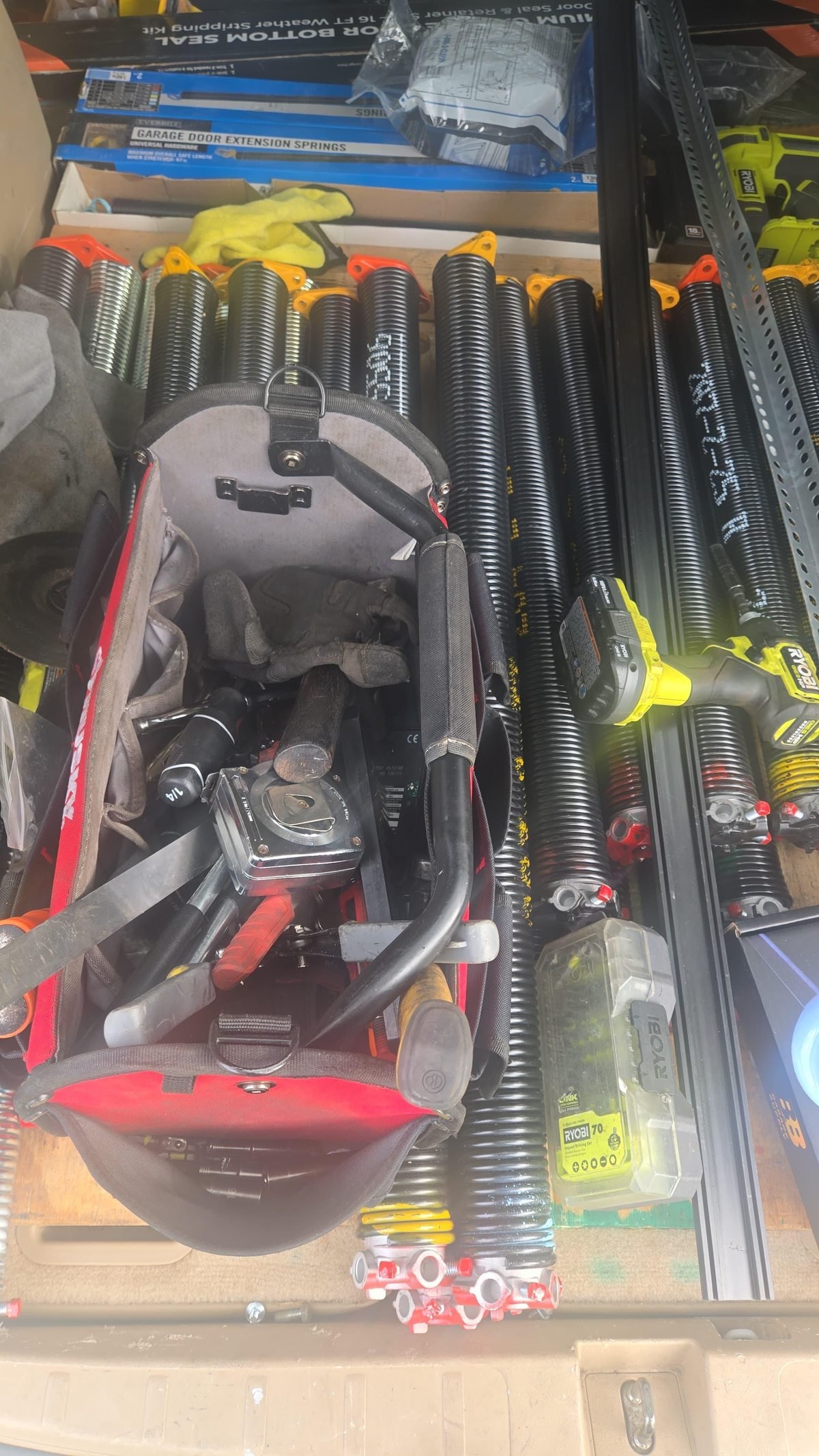 Garage door service in North Miami